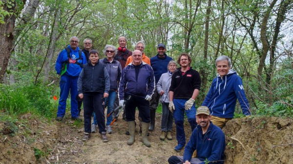 groupe des bénévoles de quad rider 31 après débroussaillage chemins ruraux de Longages (31) Journées des chemins Codever