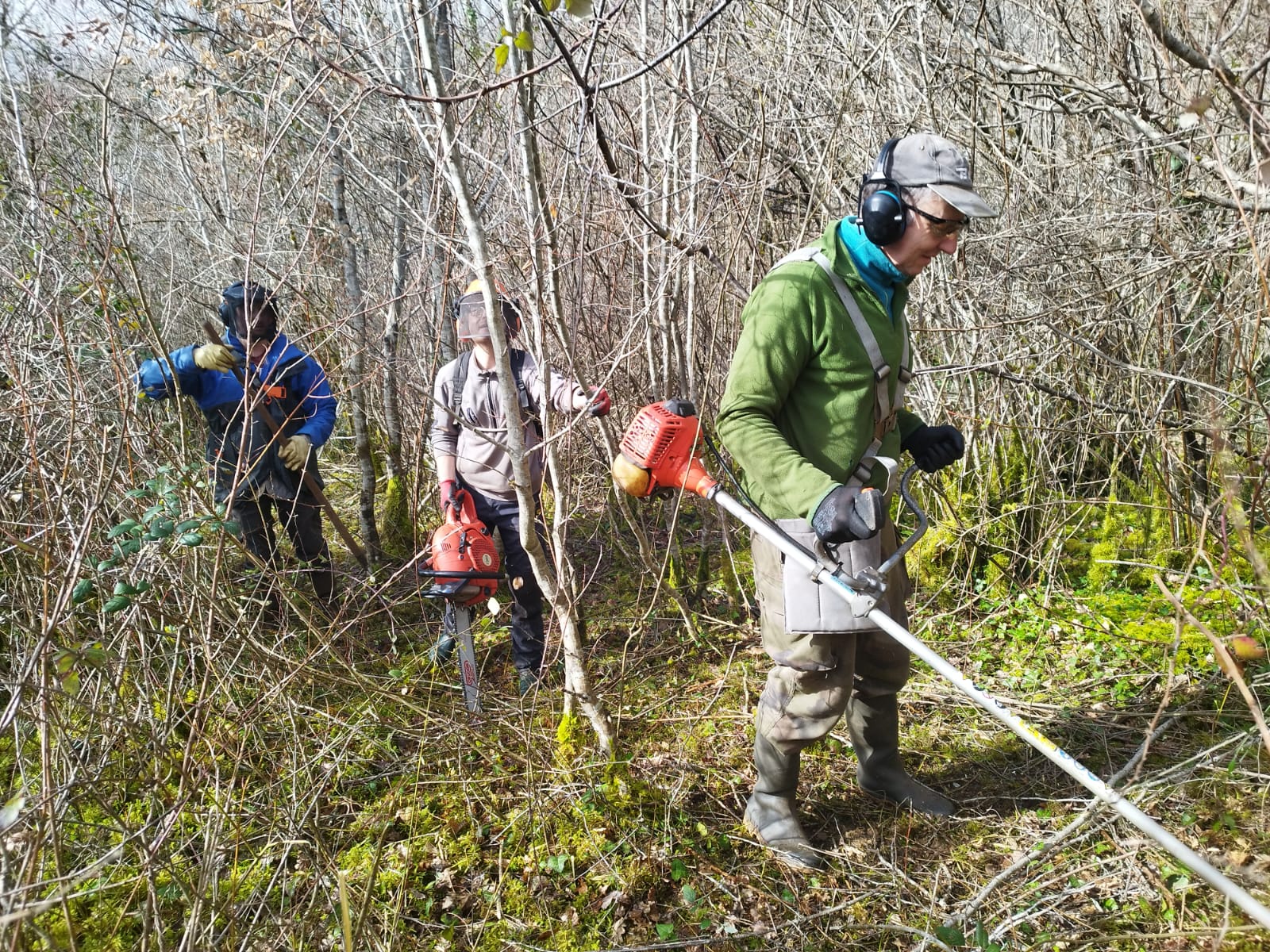 chantier journées des chemins 2024 du CODEVER à Buisson de Cadouin (dordogne